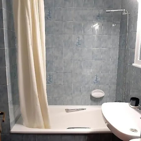 Con Piscina L' áncora